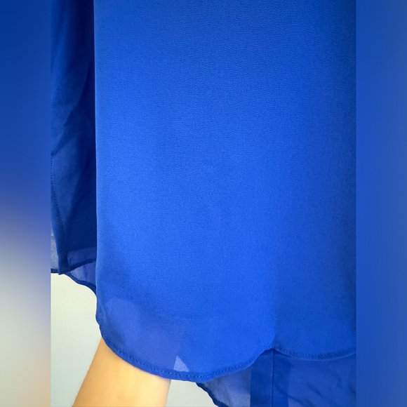 Naked Zebra Sleeveless Button up Royal Blue Blouse Size Small - Picture 4 of 7